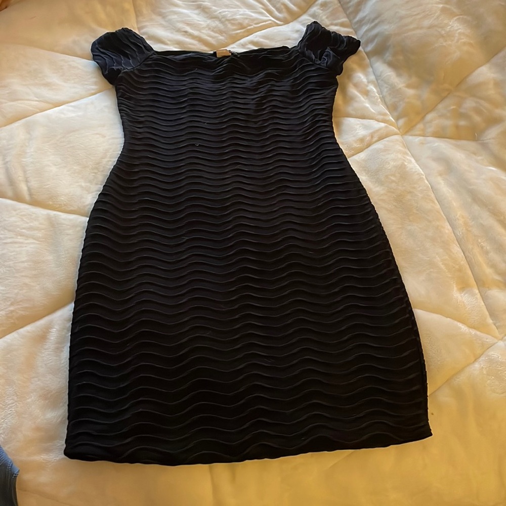 Black body con dress size Medium.